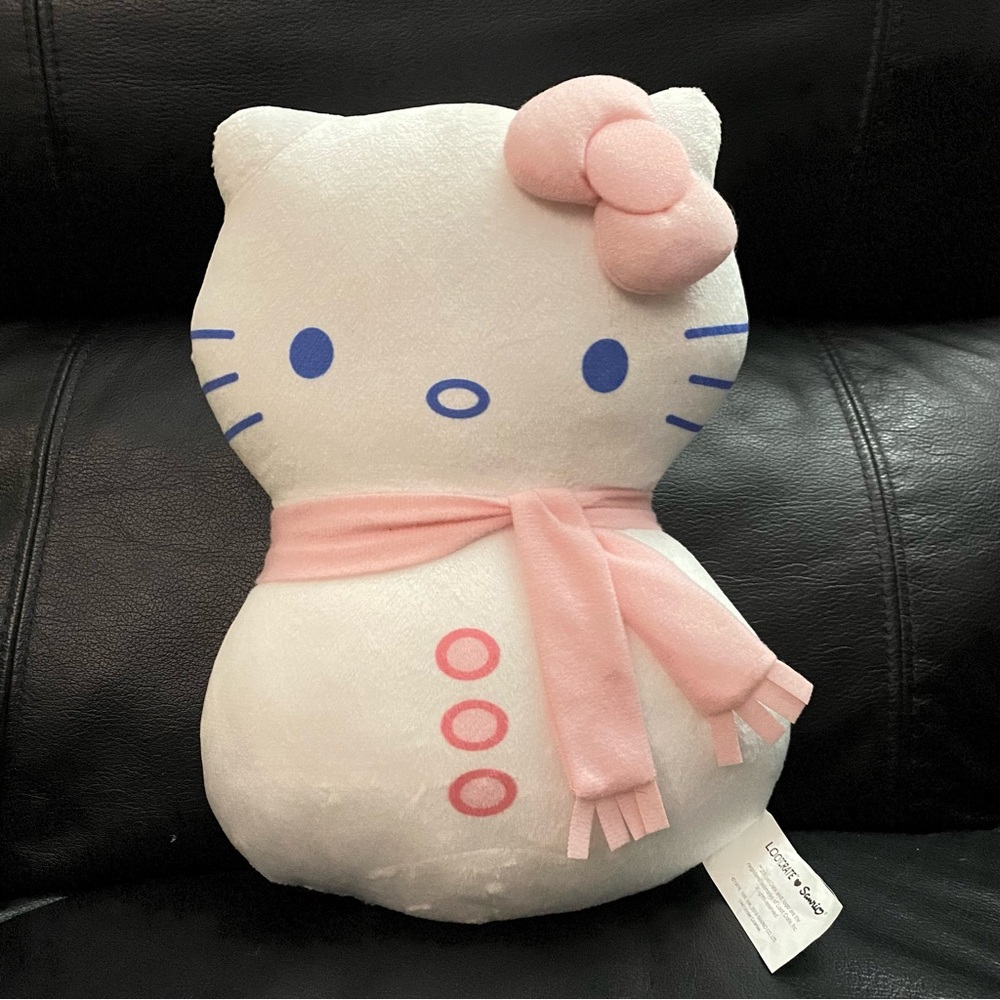 Hello Kitty x Loot crate holiday snowman plush